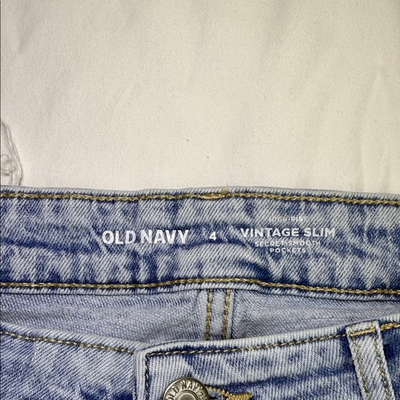 Old Navy Women's Light Blue Straight Leg Jeans - Picture 2 of 7